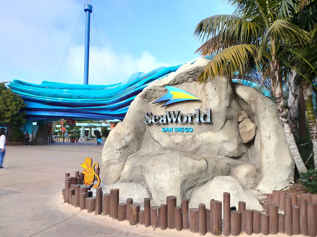 Seaworld entrance Seaworld entrance