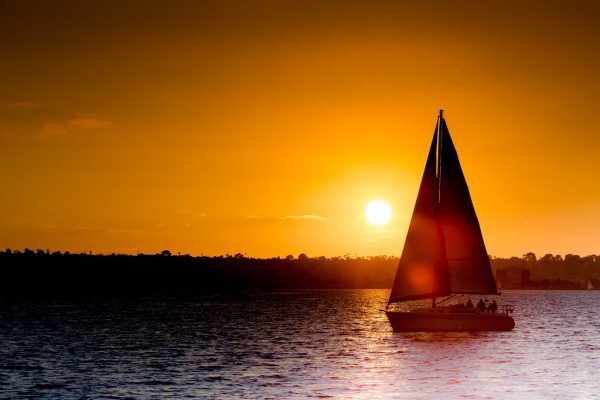 Sunset-sailing-600x400 Sailing in the sunset